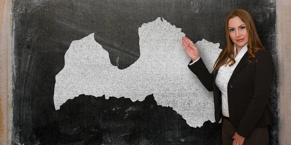 ЛУ объявила набор на 80 вакансий учителей латышского языка