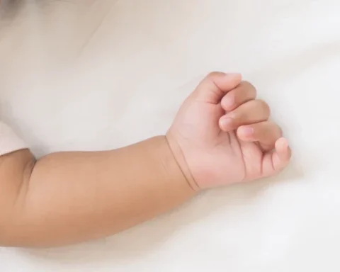 Матери, бросившей новорожденную в Кенгарагсе, грозит пожизненное заключение