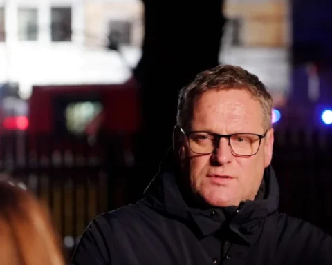 Мэр Риги не обнаружил вредителей в помещениях для жильцов разрушенного дома в Торнякалнсе