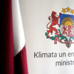 Министерство климата Латвии выплатило более 320 тысяч евро премий сотрудникам по результатам 2025 года