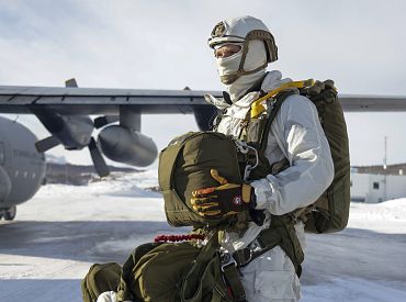 НАТО обсуждает укрепление арктического присутствия на фоне угроз США касательно Гренландии