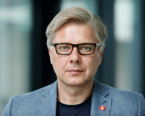 Нил Ушаков назначен главном докладчиком по бюджету ЕС на 2027 год