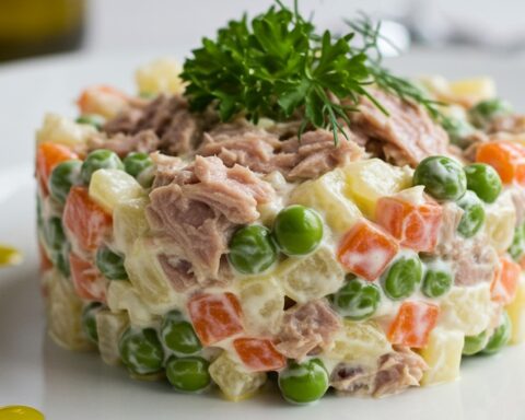 Оливье с тунцом: новый взгляд на традиционный салат