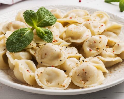 Пельмени с красной рыбой: простой рецепт приготовления дома