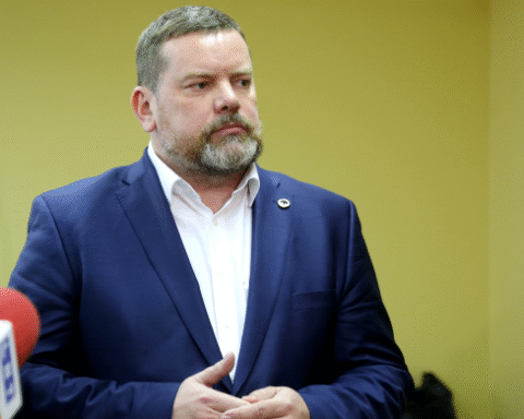 Политолог Кудорс требует жесткого подхода к Трампу и защиту интересов Европы