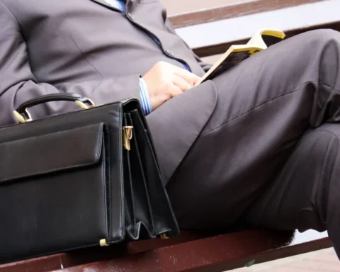 Половина министерств Латвии не планирует сокращение штата для экономии средств