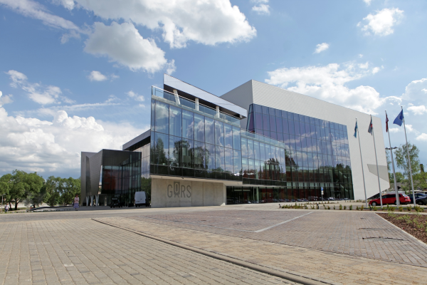 Правительство Латвии готово участвовать в управлении концертным залом "Gors", но требует ответственности от самоуправления