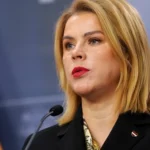 Премьер-министр Латвии отправляется на Олимпиаду с делегацией почетных гостей и консультантов