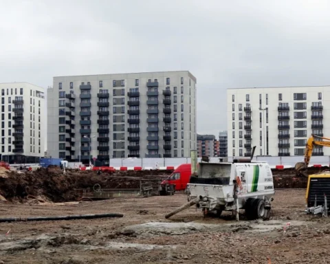 Проект Скансте снова под вопросом: строители требуют миллионы от Рижской думы