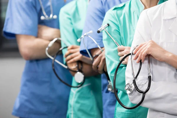 Профсоюз оспорил официальные данные о доходах российских врачей