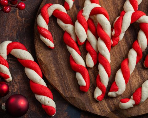 Рецепт печенья «карамельная трость»