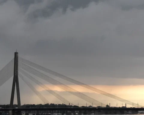 Рига планирует занять деньги на 30 лет для ремонта Вантового моста