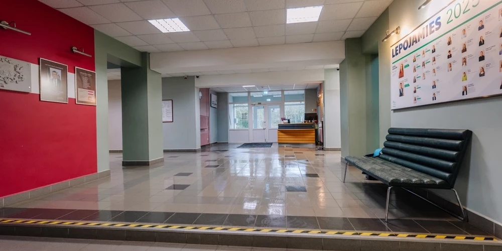 Семья угрожает учителям в нескольких латвийских школах на протяжении многих лет