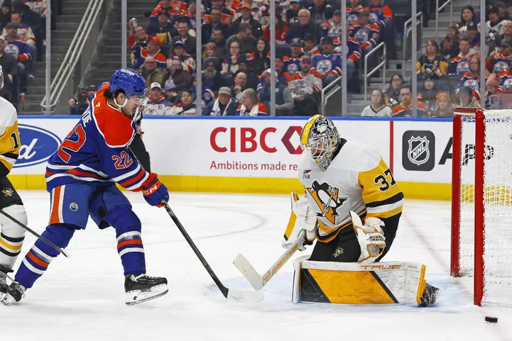Шилов отразил 30 бросков и стал героем победы "Питтсбург Пингвинз" над "Эдмонтон Ойлерз"