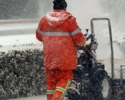 Синоптики прогнозируют снегопад по всей Латвии в ночь с 1 на 2 января