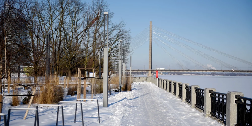 Температура воздуха в Латвии продолжит понижаться, возможны морозы до -33 градусов