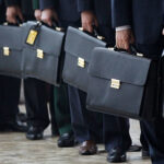 В Латвии обсуждают количество советников у министров и необходимость их бюро