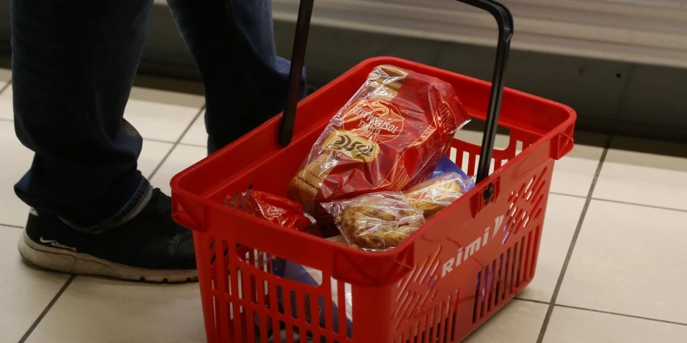 В Латвии обсуждают законопроект о влиянии на цены продуктов питания в магазинах