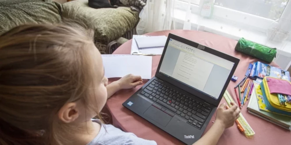 В Латвии предлагают реформировать дистанционное обучение для повышения качества образования