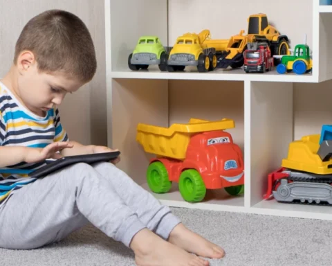 В Латвии возник скандал из-за вакансии "TikTok-специалиста" в детском саду