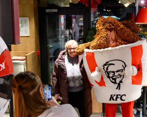 В Риге открылся второй ресторан KFC в Латвии