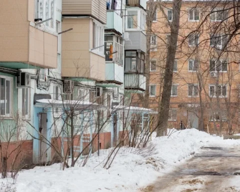 В Риге владельцам квартир напомнили о необходимости поддержания температуры выше 18°C перед похолоданием