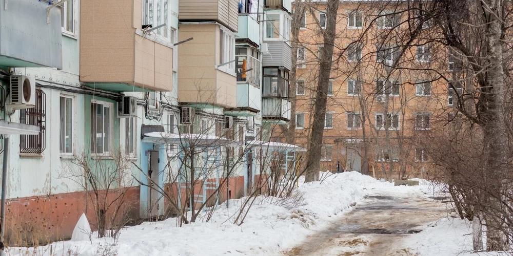 В Риге владельцам квартир напомнили о необходимости поддержания температуры выше 18°C перед похолоданием