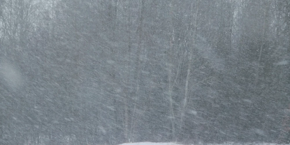 В среду в Латвии ожидается резкое ухудшение погоды с метелью и морозами