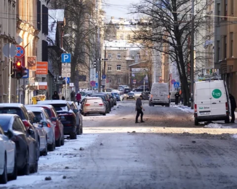 В субботу в Риге ожидается облачная погода с осадками и температурой 0...+1 градус