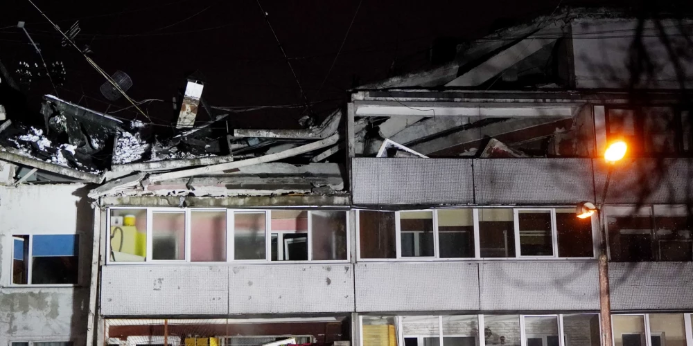 Взрыв газа в Торнякалнсе: обрушение четырех и пятого этажей жилого дома