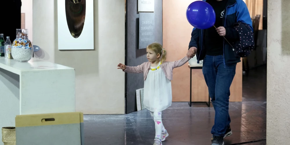 ЗАГС Юрмалы зафиксировал три пары близнецов и две семьи с шестым ребенком в 2025 году