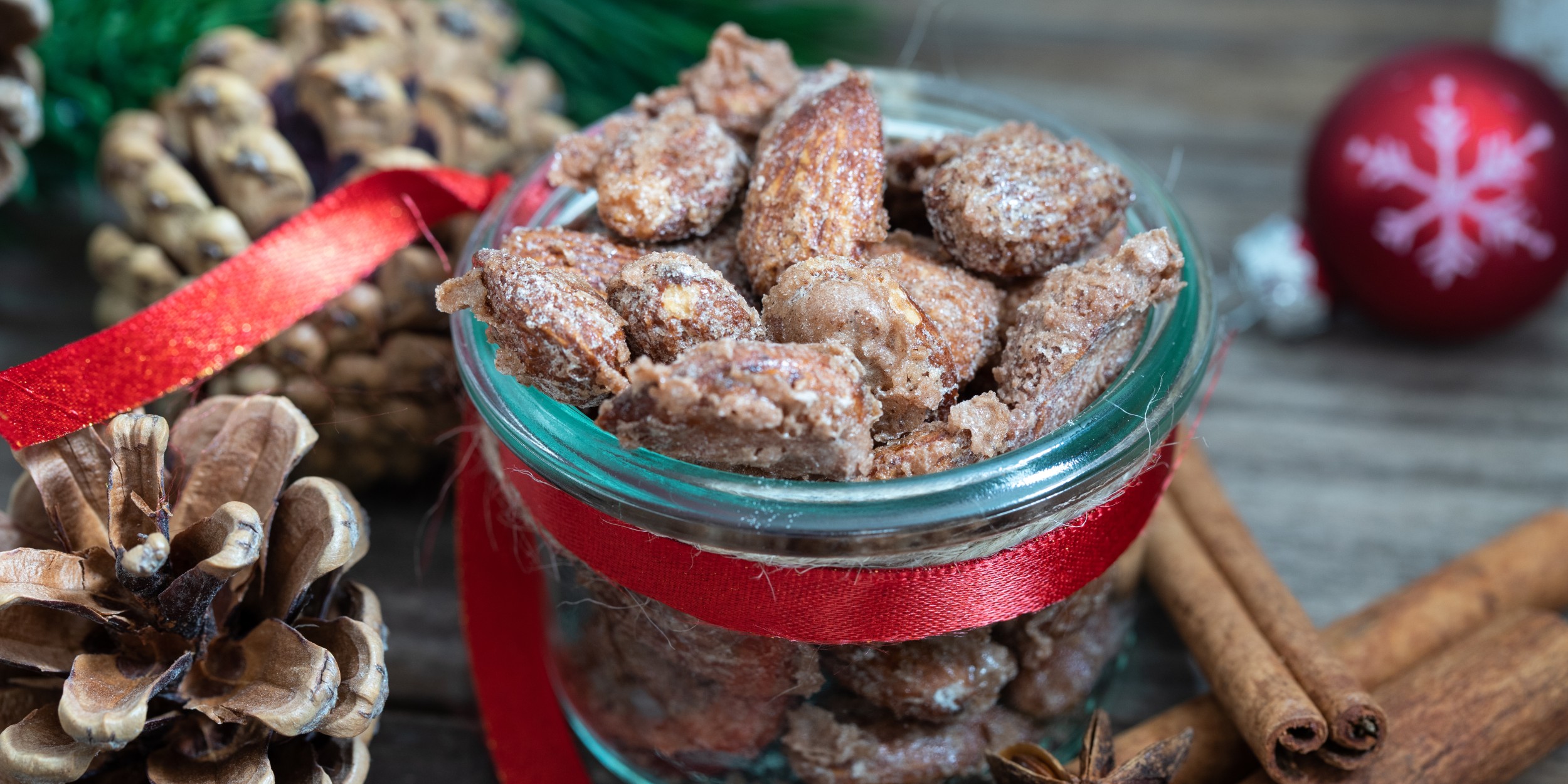 Жареный миндаль с корицей: немецкий рождественский десерт