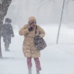 Желтое предупреждение о метели для юга Латвии: ожидается снежный покров до 10 см