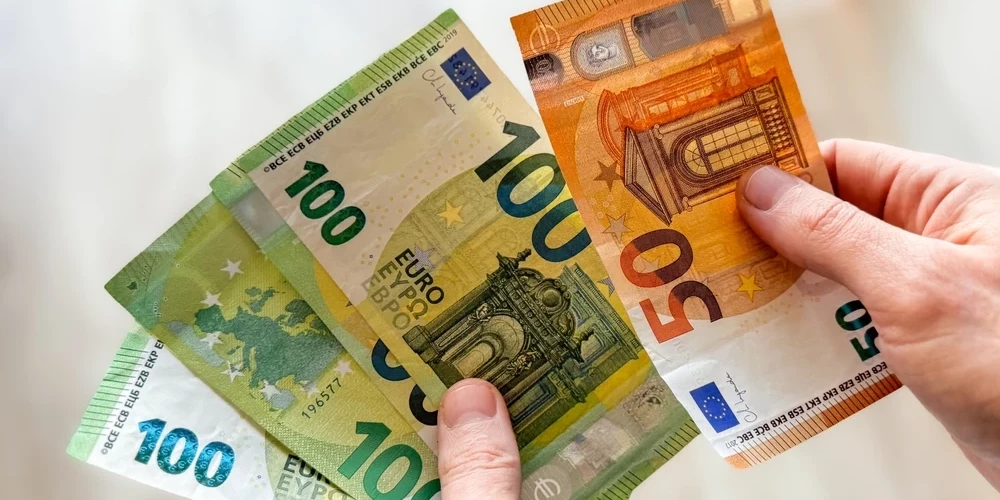 Жители Латвии отмечают снижение возможностей для накопления на первоначальный взнос жилья