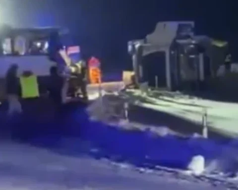 Ампутация обеих ног пострадавшему водителю в аварии на Лиепайском шоссе