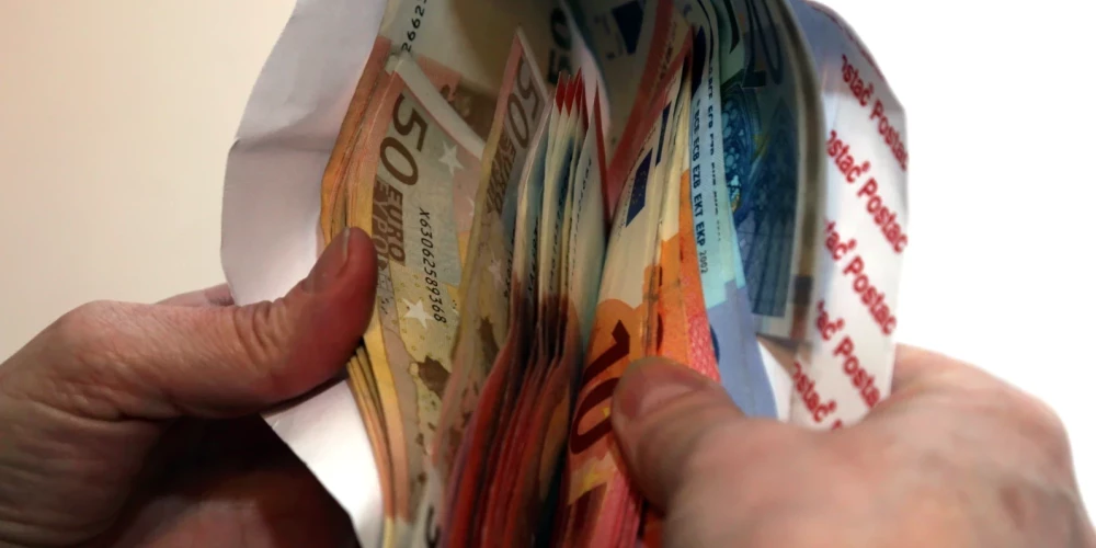 Банки выступают против изъятия накоплений второго пенсионного уровня из-за риска для общества