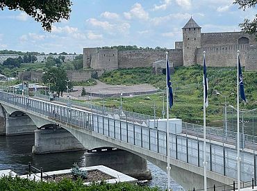 Эстония ограничивает движение на двух погранпереходах с Россией из-за инцидентов