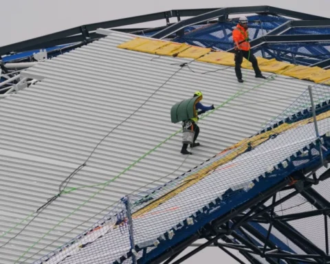 KNAB не сообщает о подозреваемых по делу Rail Baltica, допросили свыше 60 человек