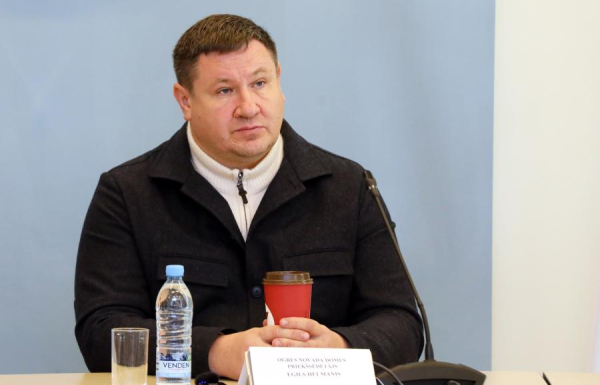 Критика министра обороны Андриса Спрудса от лидера Нацобъединения Эгилса Хелманиса