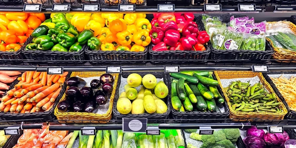 Латвийцы хотели бы покупать местные продукты, но требуют государственной поддержки