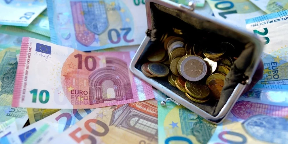 Латвийский банк сообщает о значительном увеличении пенсионных накоплений клиентов