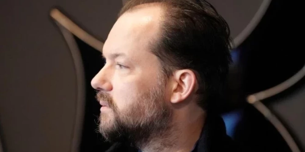 Латвийский дирижер Андрис Нелсонс получил две премии "Грэмми" за исполнение Мессиана