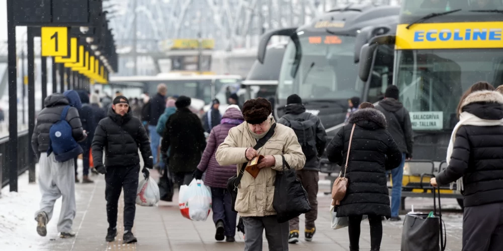 Латвия потеряла 14 тысяч жителей за год, рождаемость снизилась на 9,7%