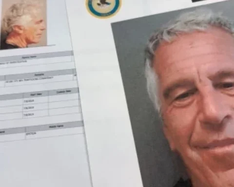 Латвия указана в документах Эпштейна как место вербовки несовершенно летних девушек