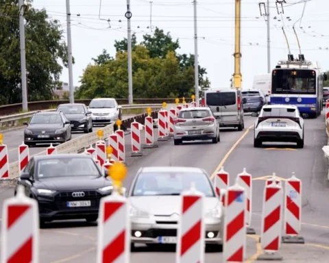 Летом в Риге стартуют масштабные дорожные работы: пробки и ограничения ожидаются