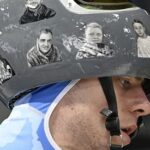 Международный олимпийский комитет отстранил украинского спортсмена за шлем с изображениями погибших