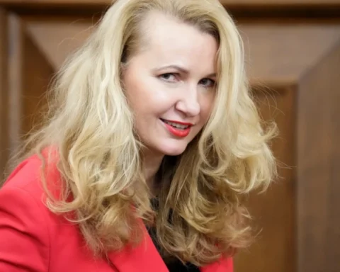 Минюст Латвии выплатил работникам 300 тысяч евро в виде премий