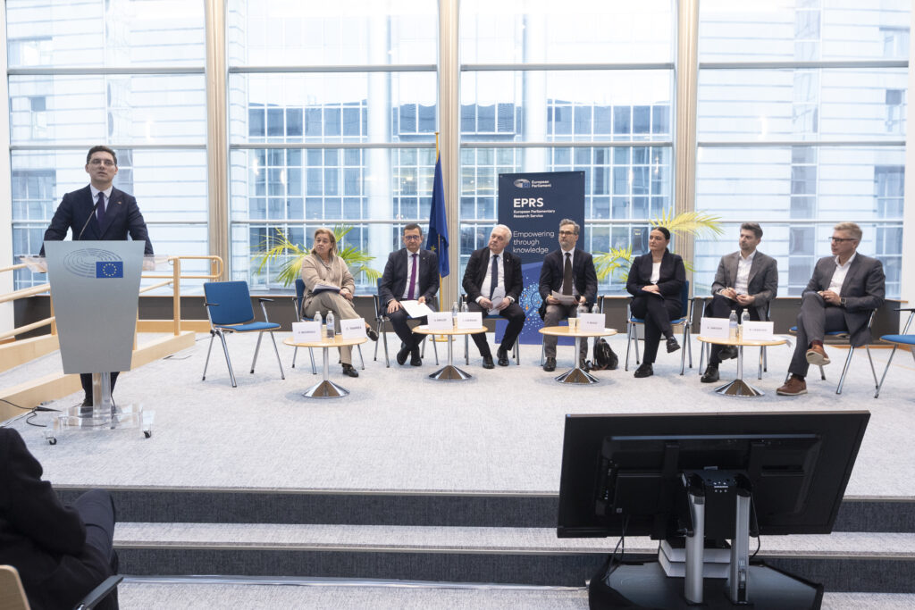 Нил Ушаков назначен генеральным докладчиком по бюджету ЕС на 2027 год