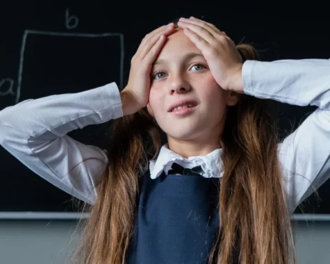 Переход на госязык в школах улучшает знание латышского, но снижает успеваемость