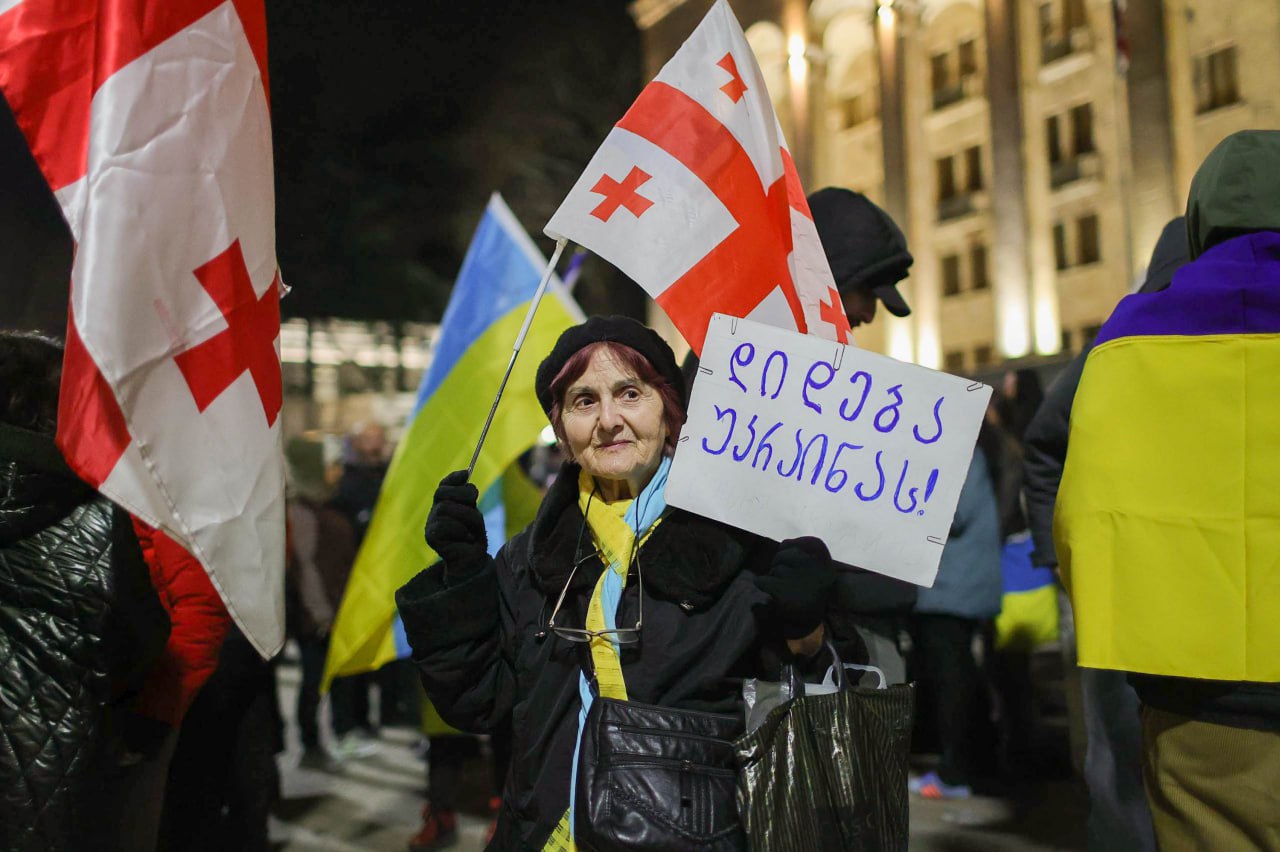 Тбилиси за два дня: как в Грузии выстроили публичную поддержку Украины накануне годовщины войны